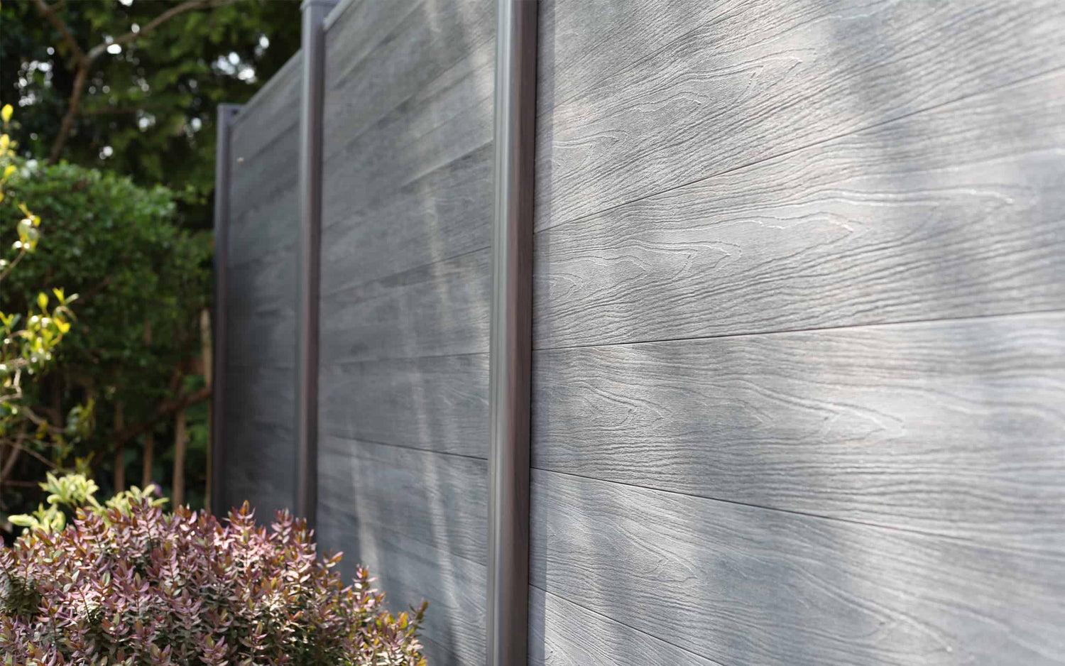 can composite fencing be painted