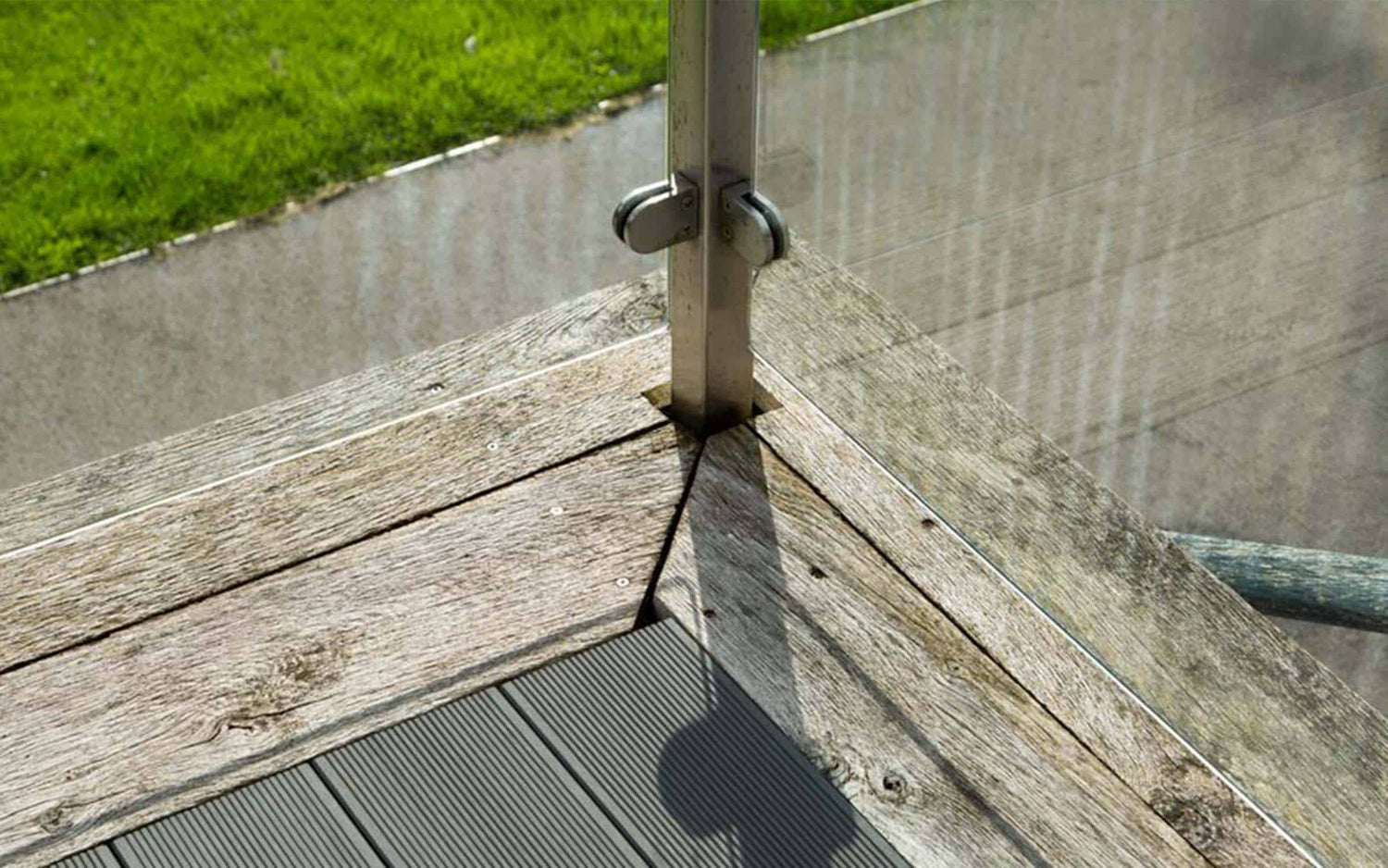 does composite decking warp