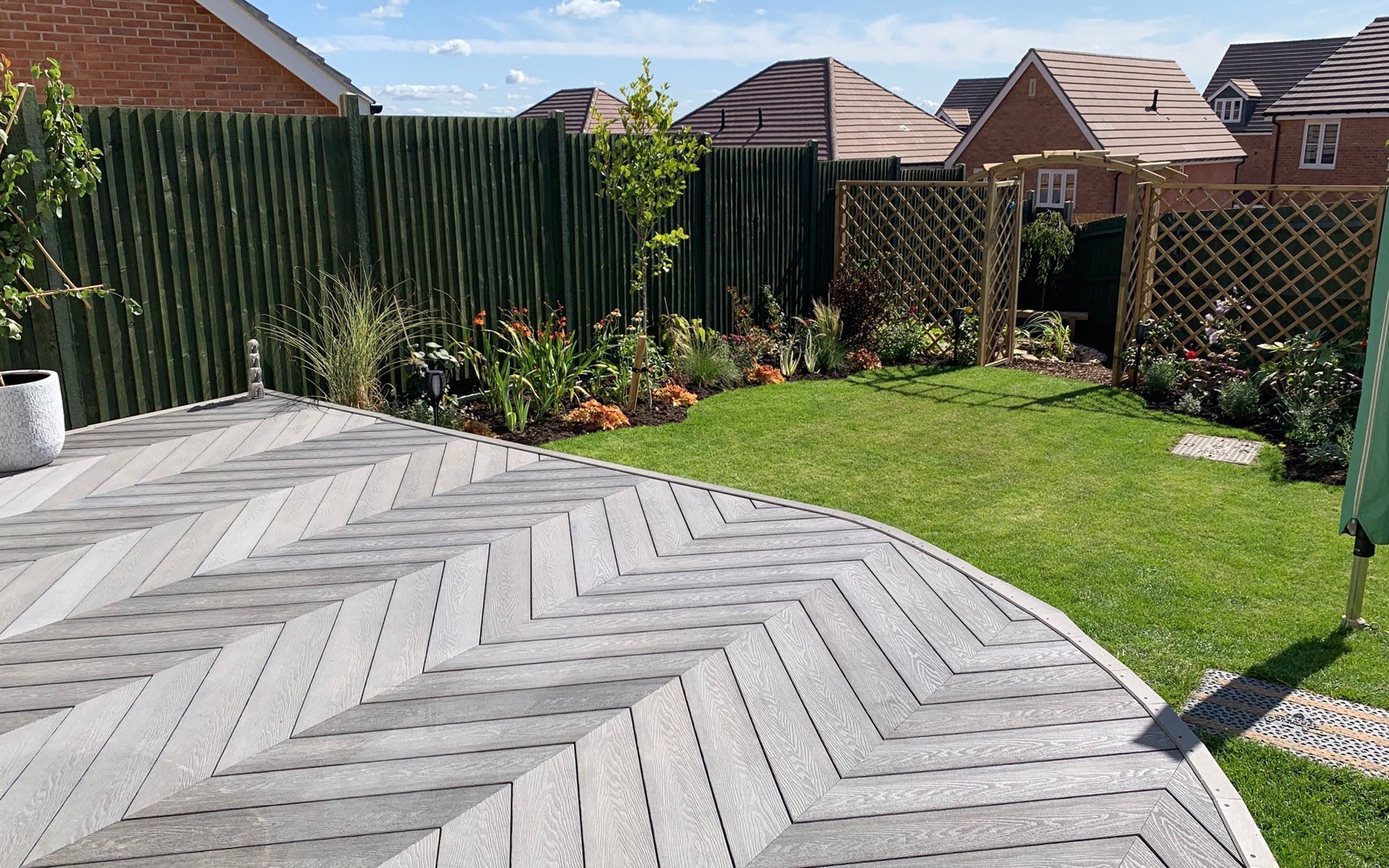 decking trends for 2025 - grey decking