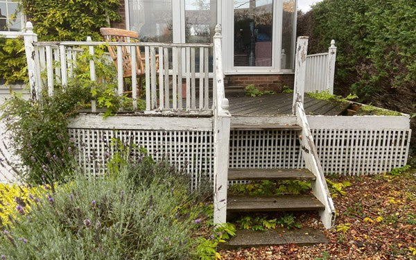 wooden decking balustrades