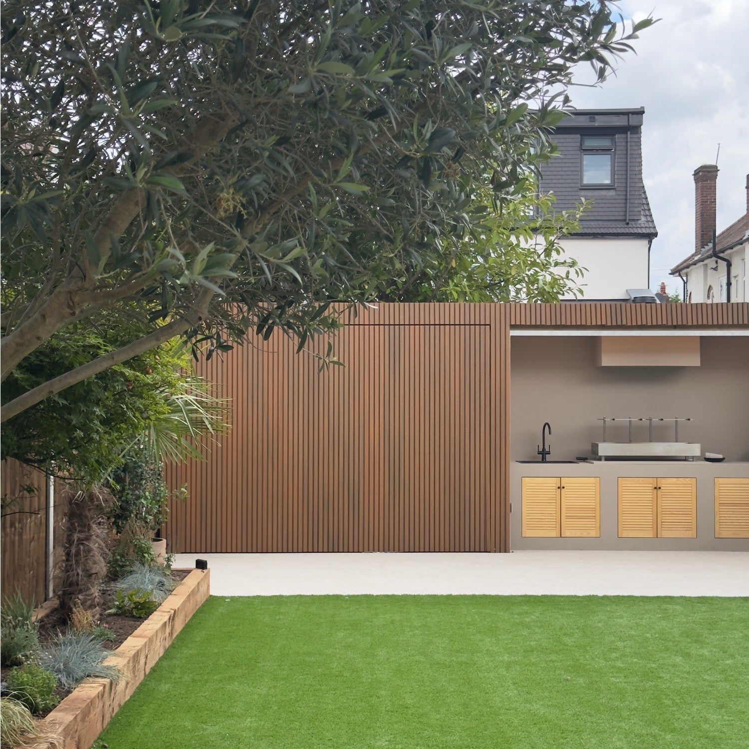 Slatted Composite Cladding Board – Teak Outdoor Kitchen