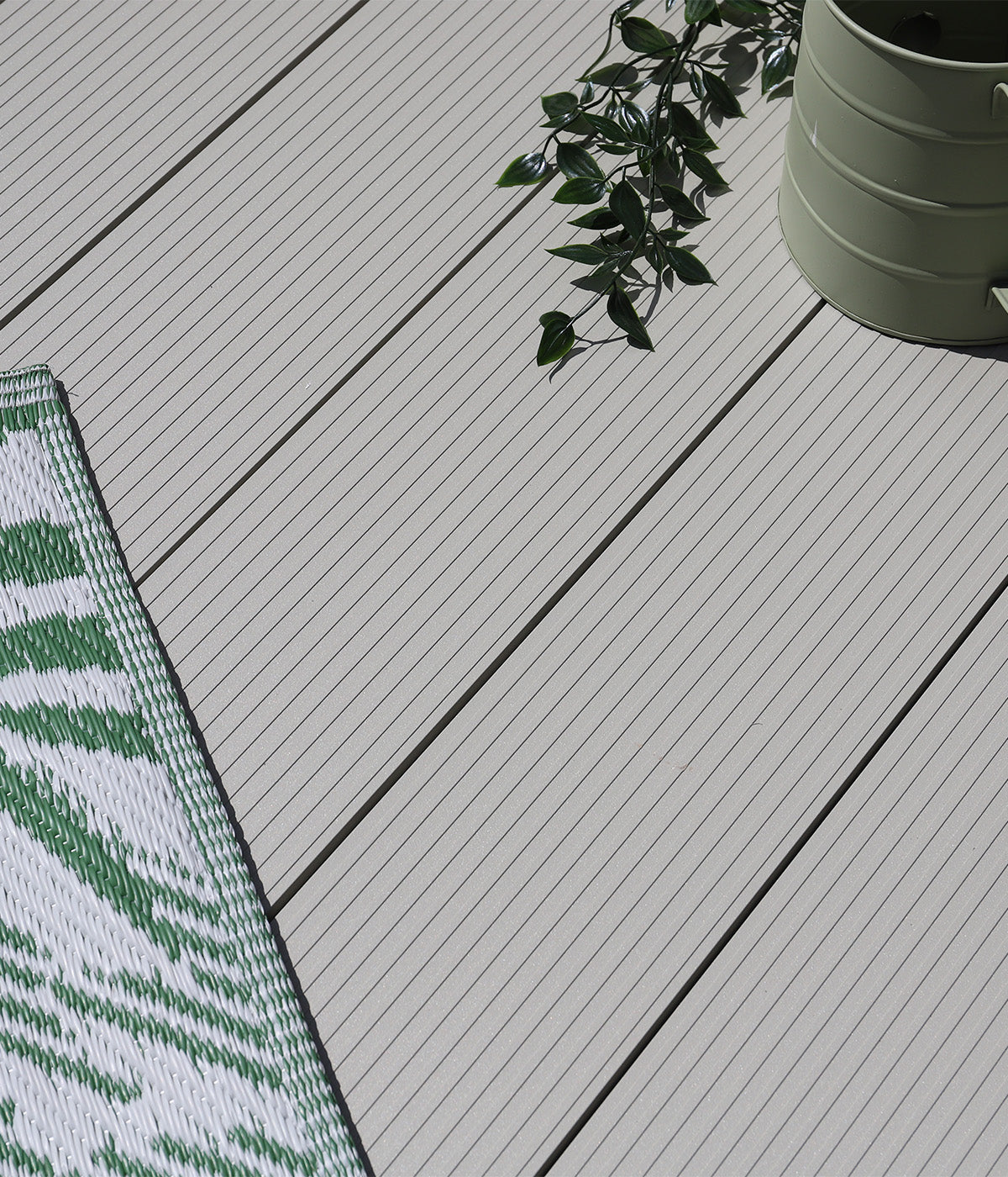 aluminium decking installation