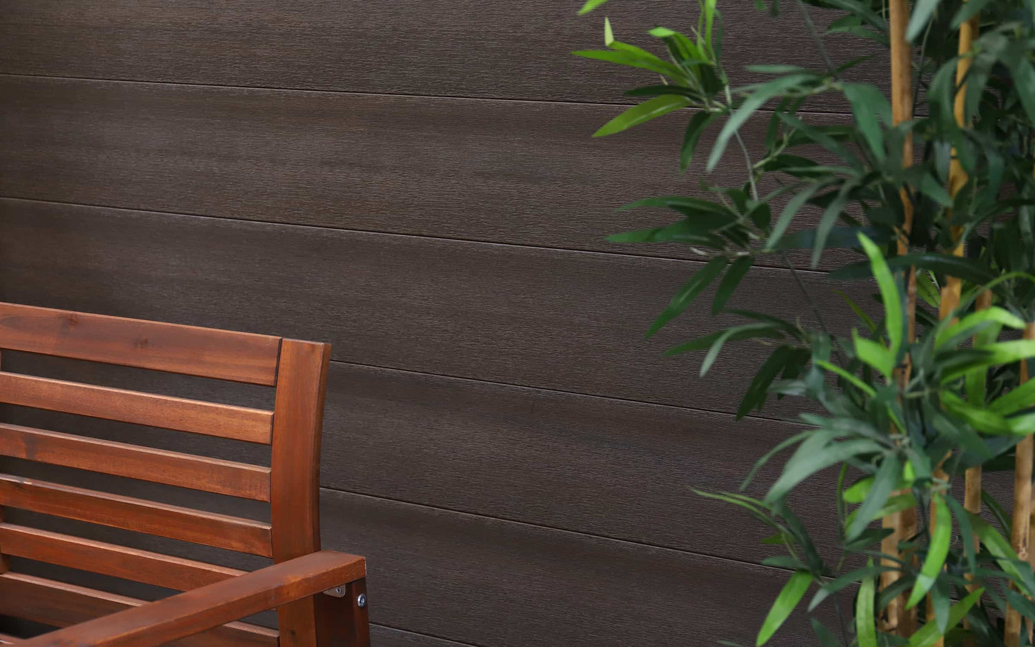 fade resistant fencing