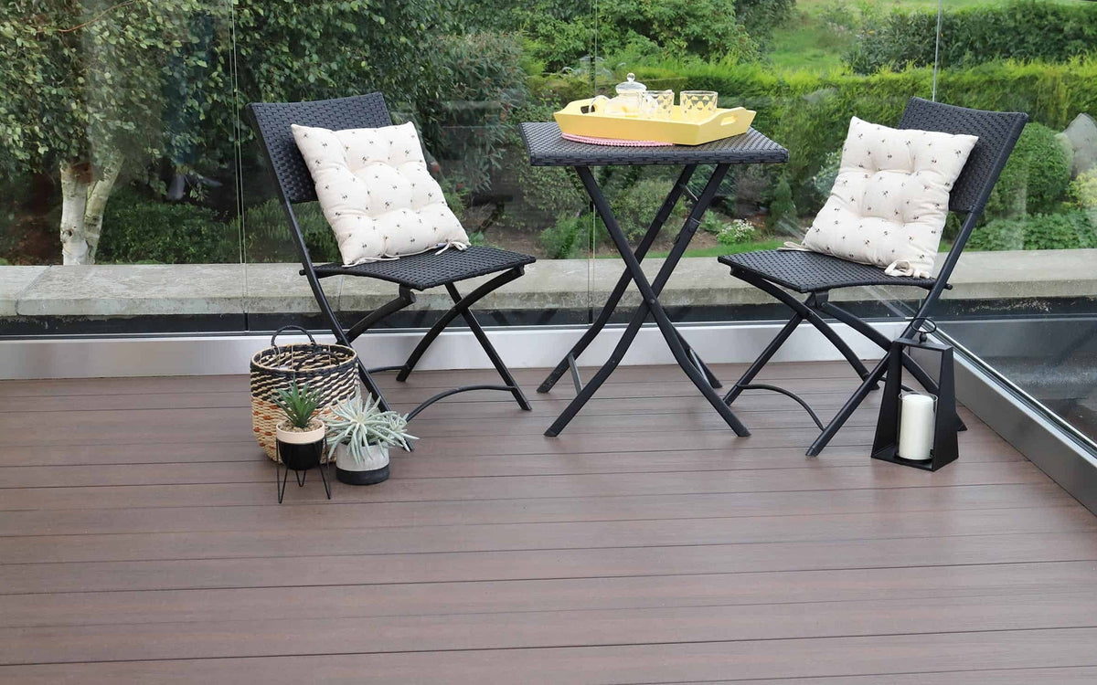 deluxe balcony composite decking