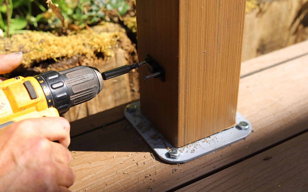installing composite balustrade straight railings