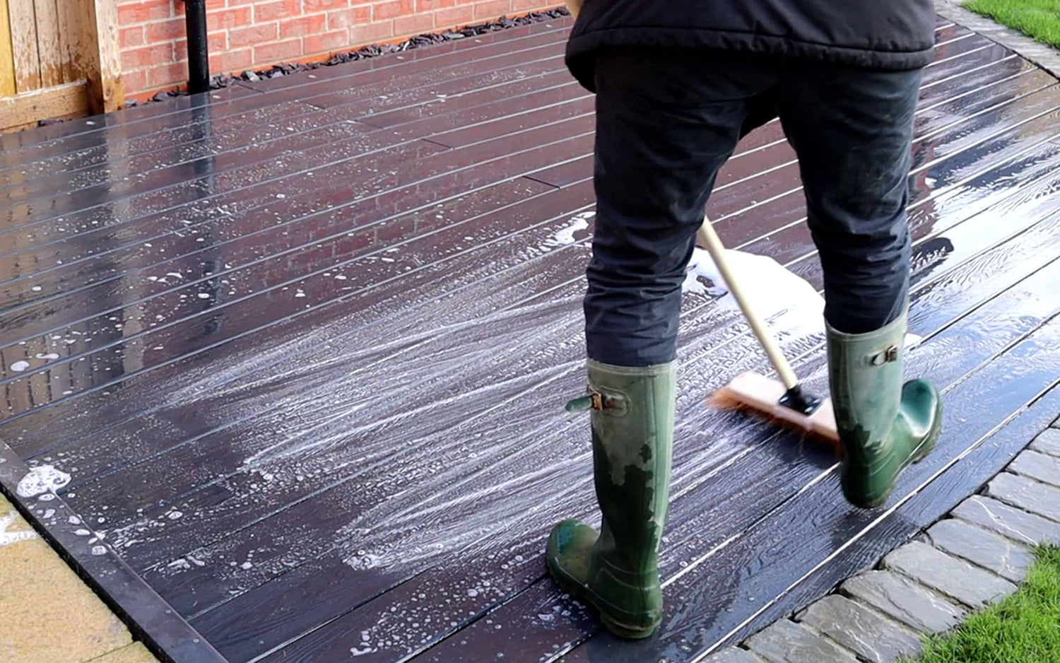 maintenance free composite decking