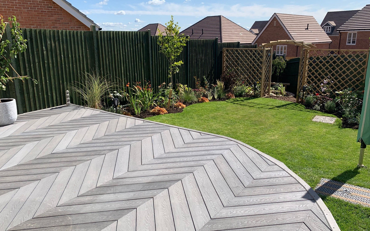 decking trends for 2025 - grey decking