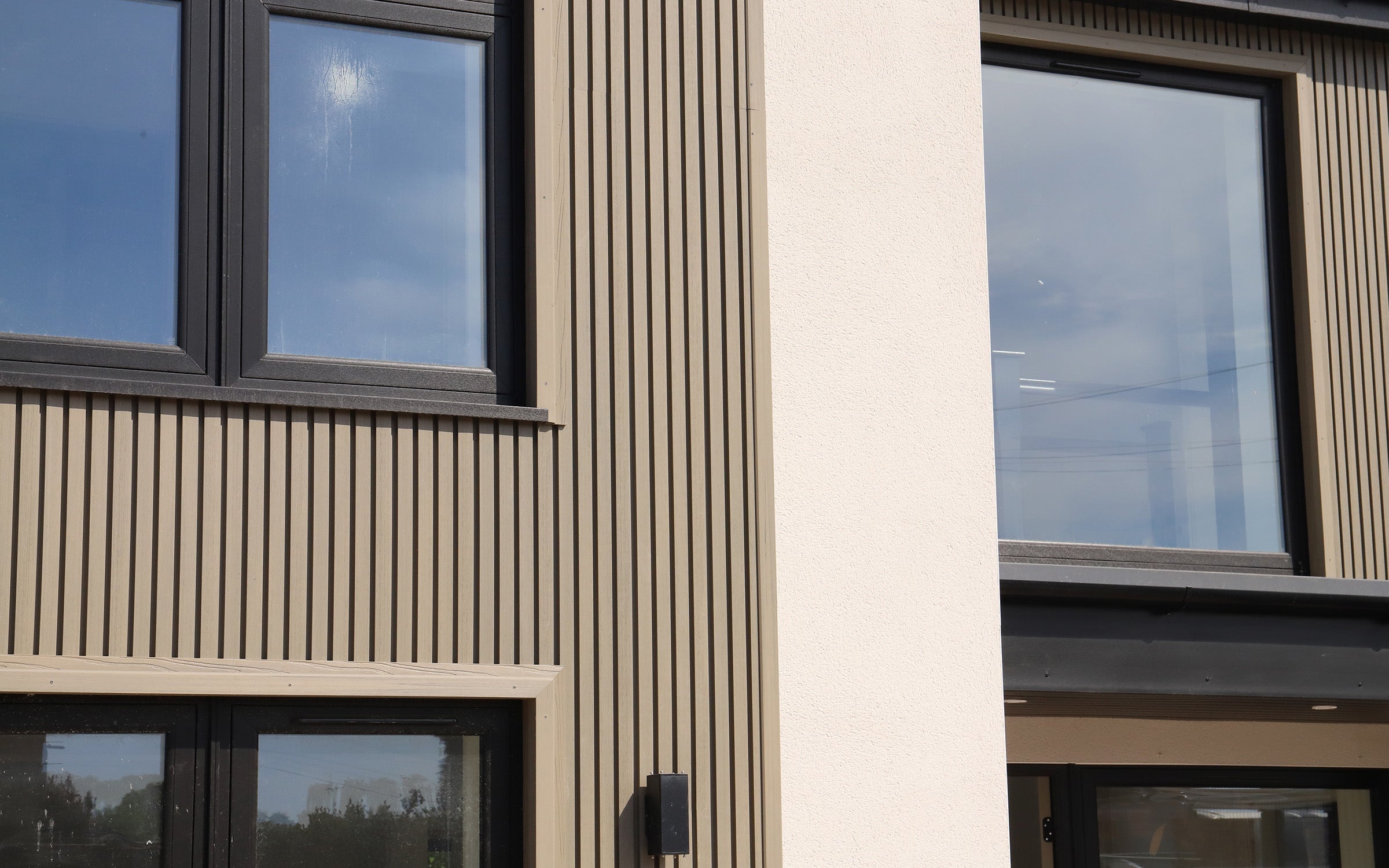 composite cladding features