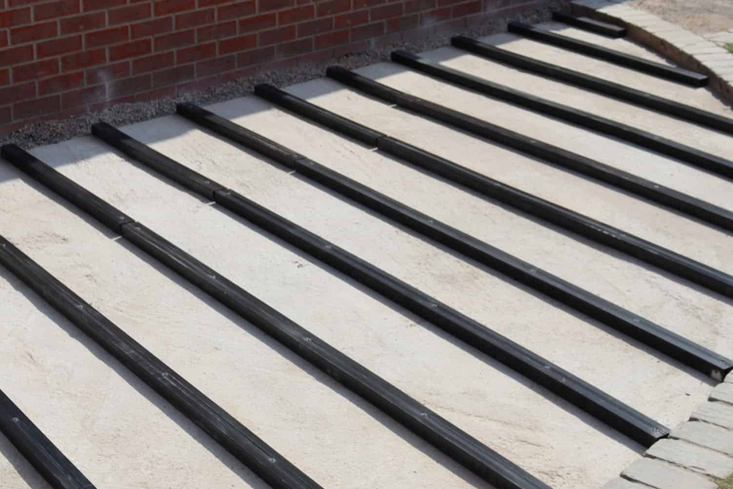 laying out composite joists
