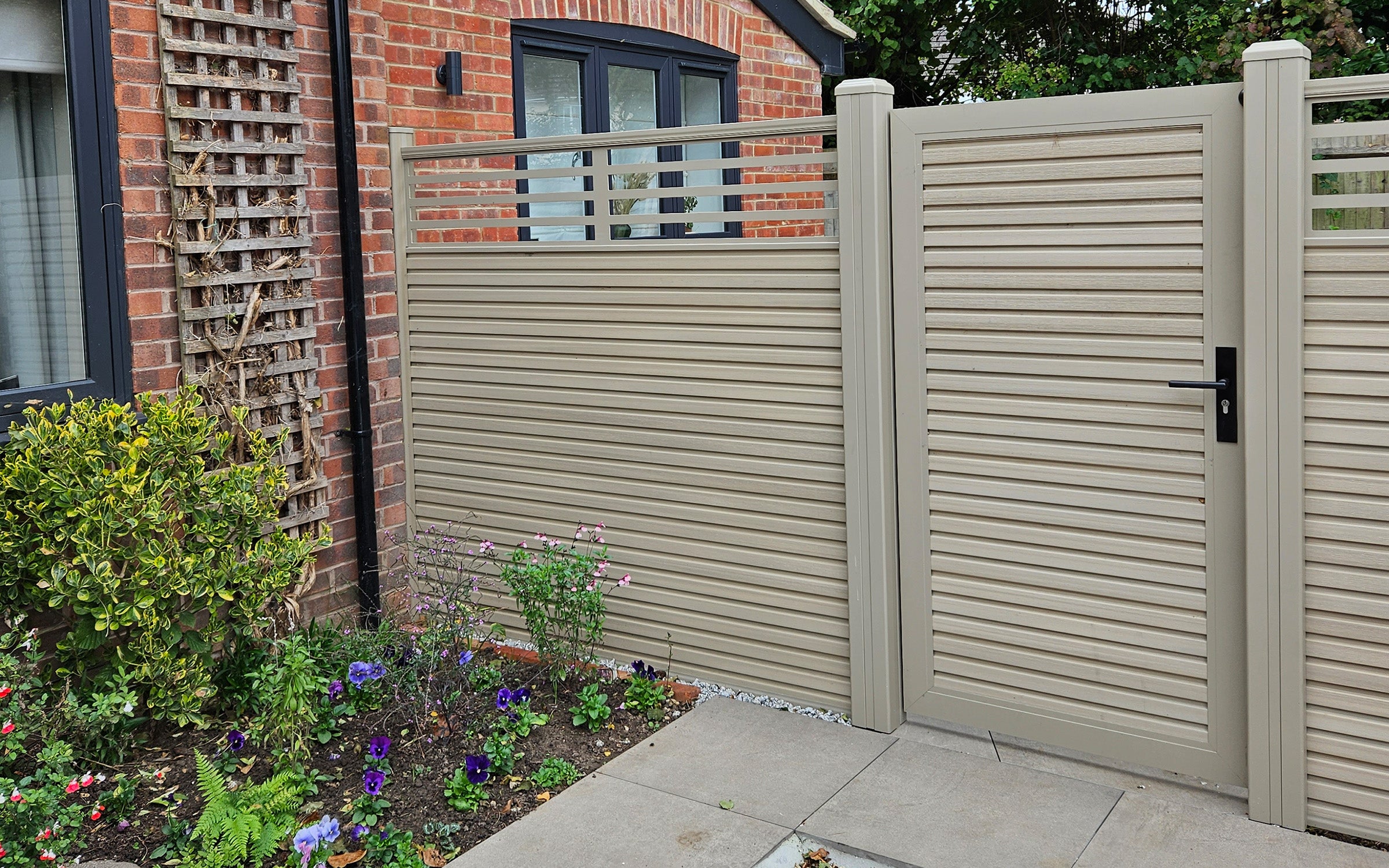 Composite Fencing Samples - Explore The Colour Options