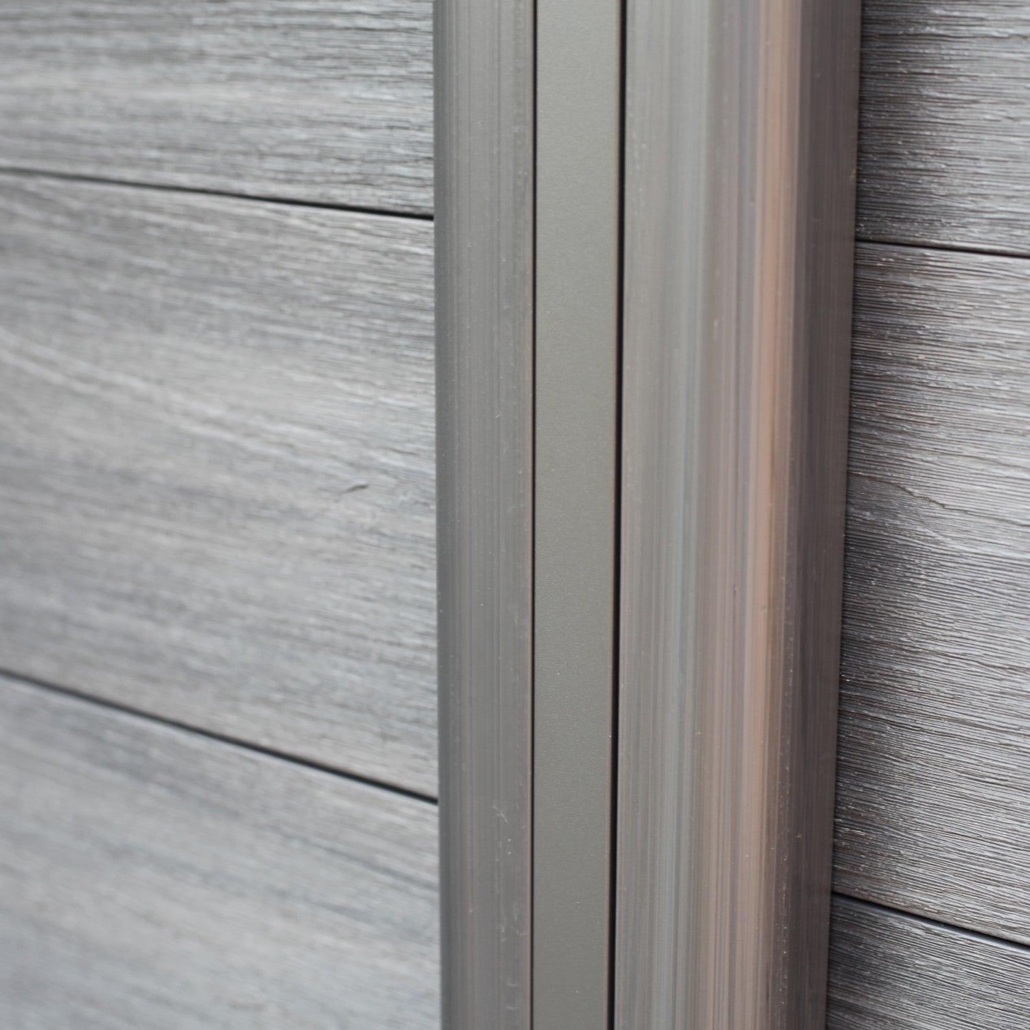 NeoTimber Deluxe Composite Fence Panel Set With Geometric Design – Robust Post Support System