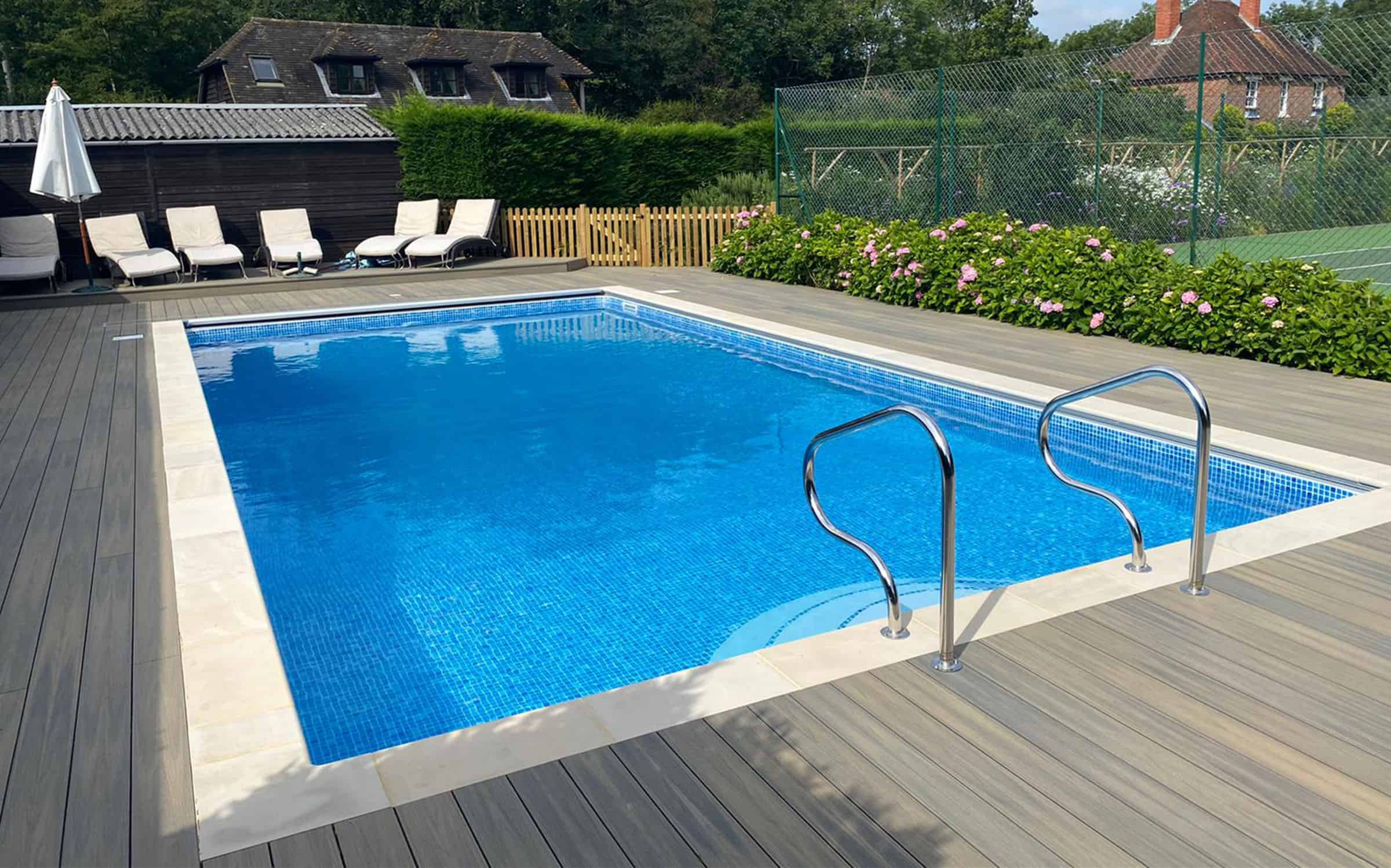swimming pool composite decking