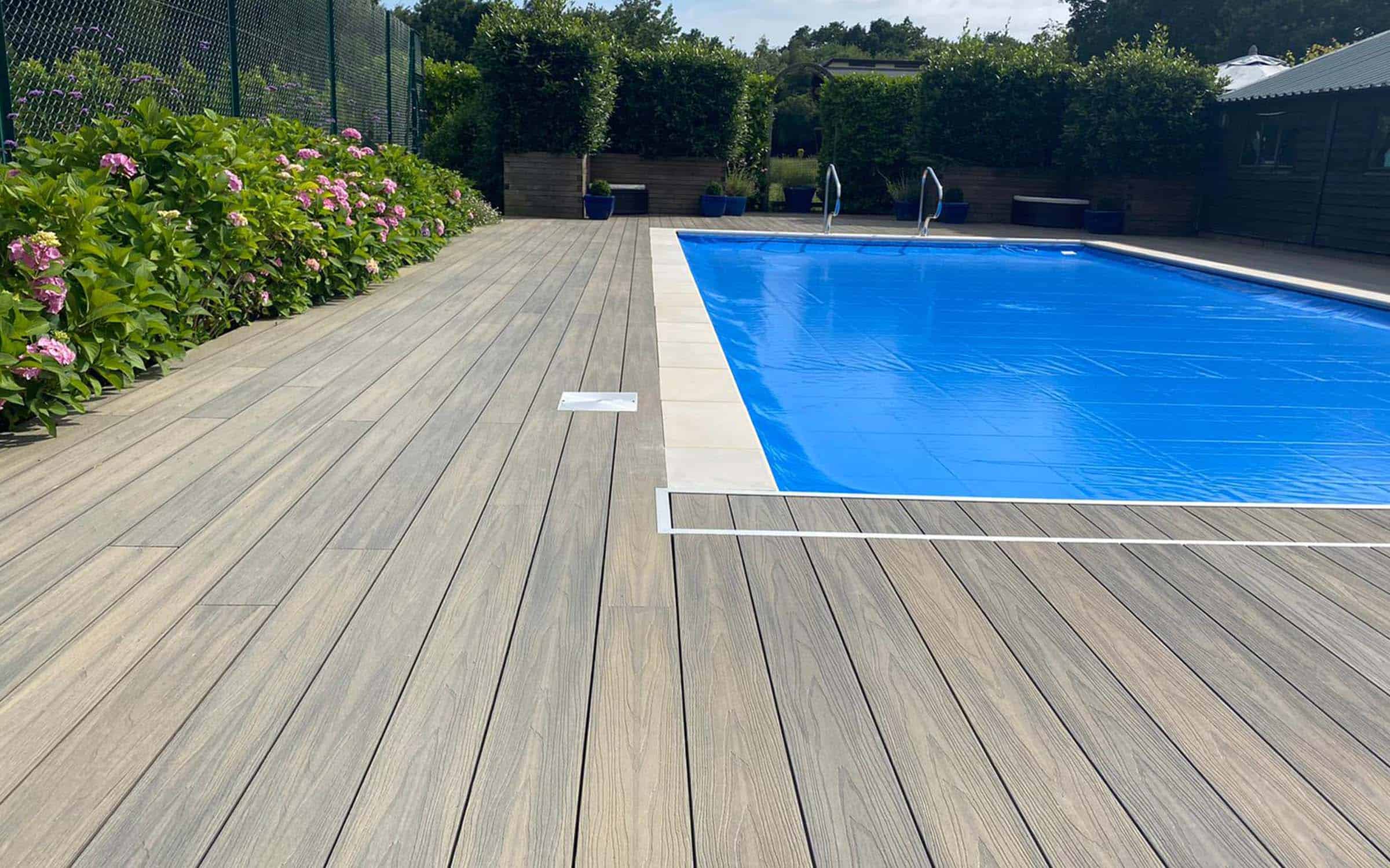 swimming pool composite decking