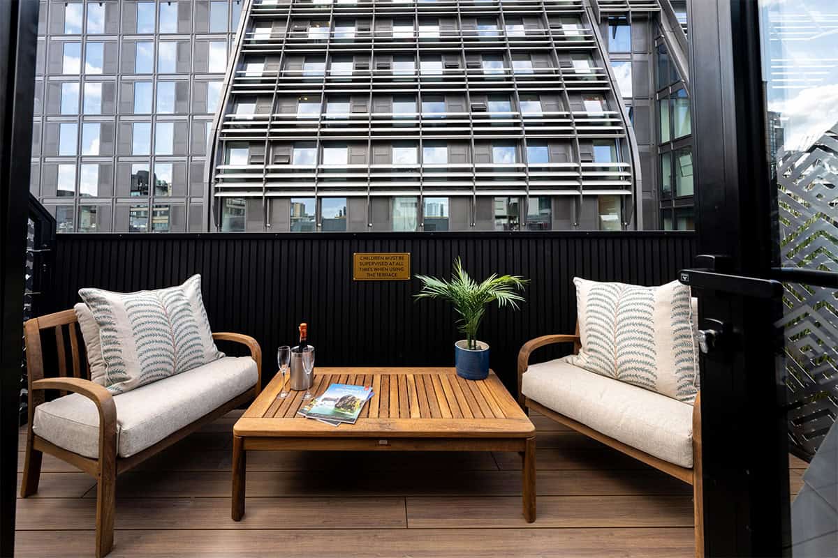 aluminium decking close-up