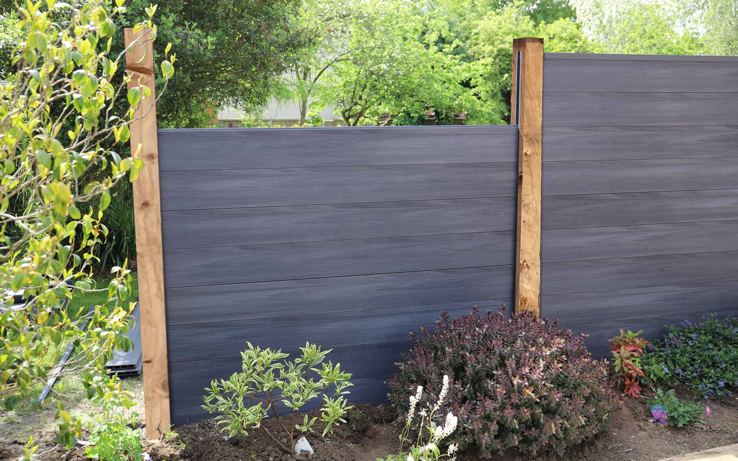 painted composite fencing